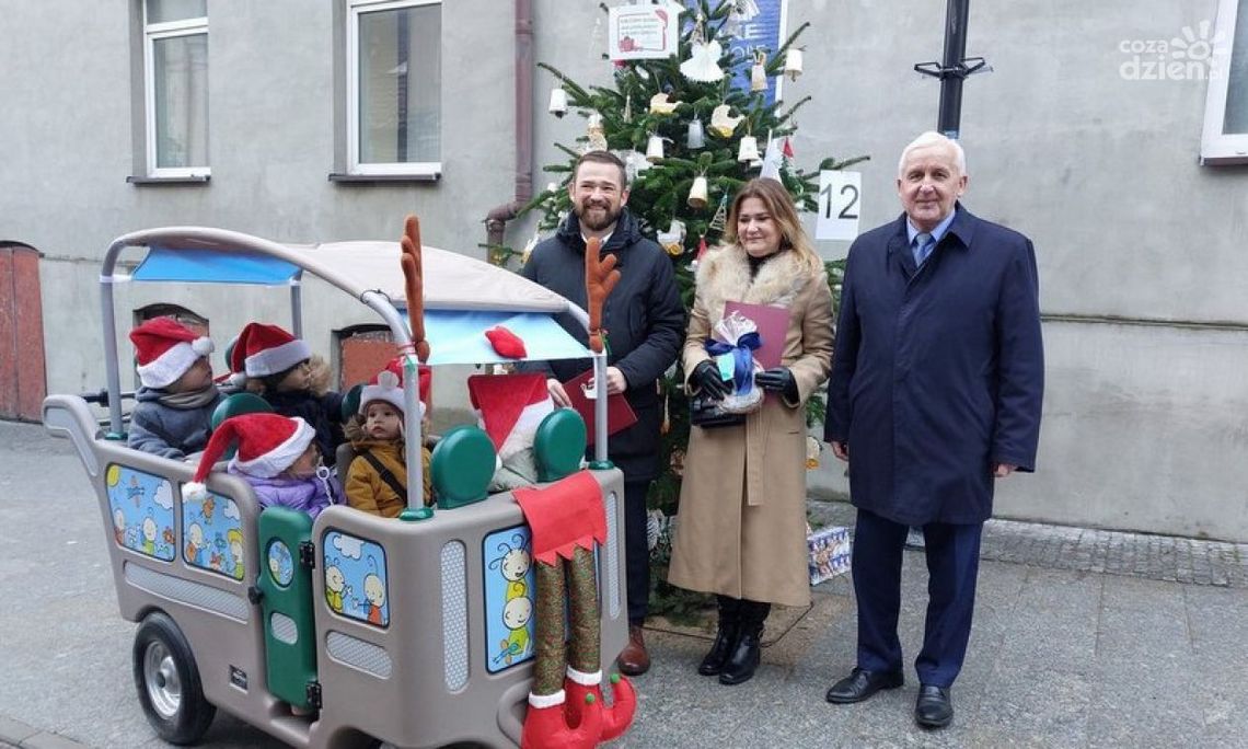 Konkurs 'Ubierzmy Razem Choinkę' rozstrzygnięty Konkurs 'Ubierzmy Razem Choinkę' rozstrzygnięty