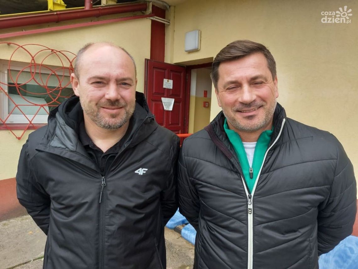 Korona II i Star czyli cios za cios Korona II i Star czyli cios za cios