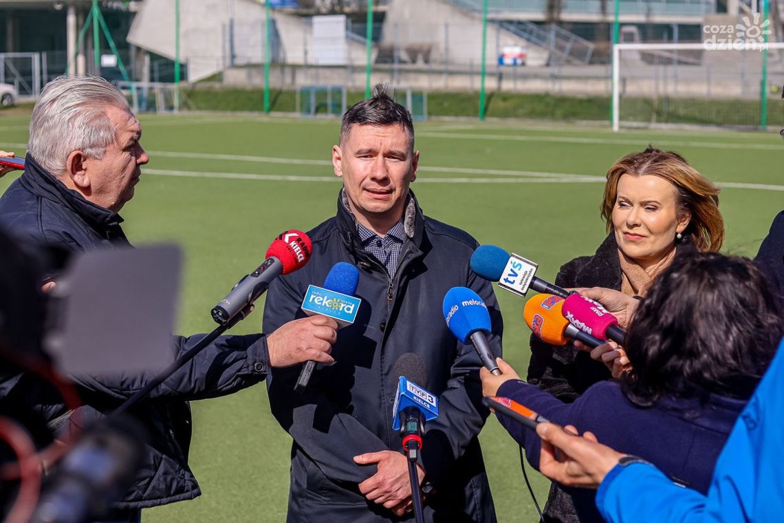 Korona Kielce ze wsparciem finansowym z Ministerstwa Sportu i Turystyki Korona Kielce ze wsparciem finansowym z Ministerstwa Sportu i Turystyki