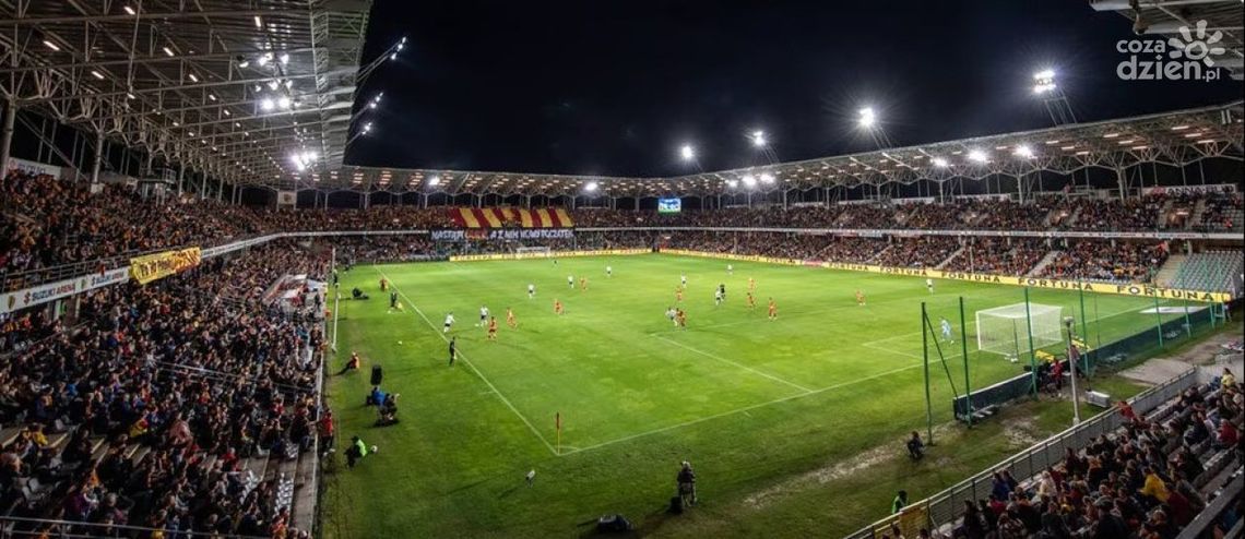 Korona kontra Legia już w niedzielę. Bilans meczów bezpośrednich z udziałem obu drużyn Korona kontra Legia już w niedzielę. Bilans meczów bezpośrednich z udziałem obu drużyn