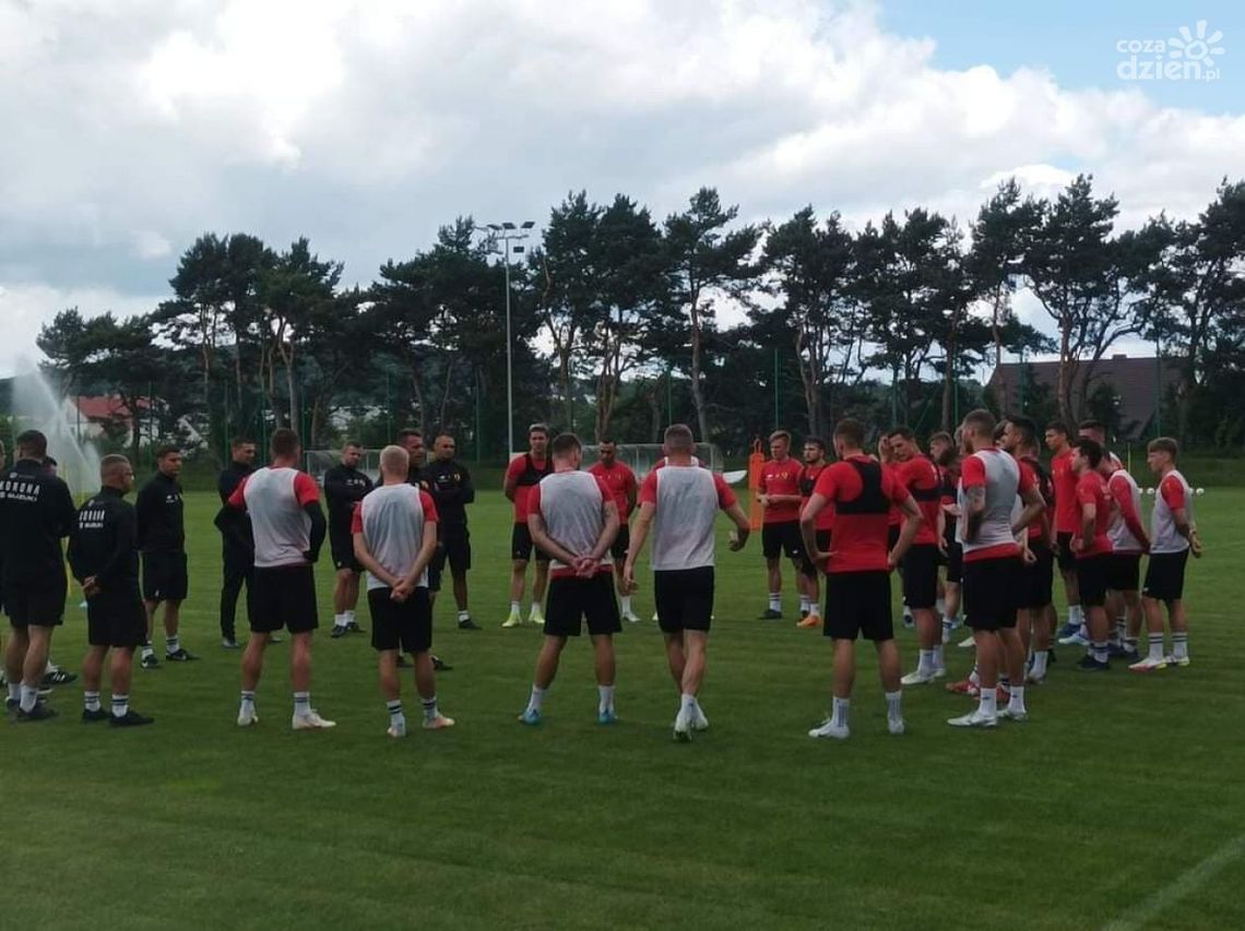 Korona rozpoczęła przygotowania do ekstraklasy. Nowe twarze, odejścia i większy sztab szkoleniowy