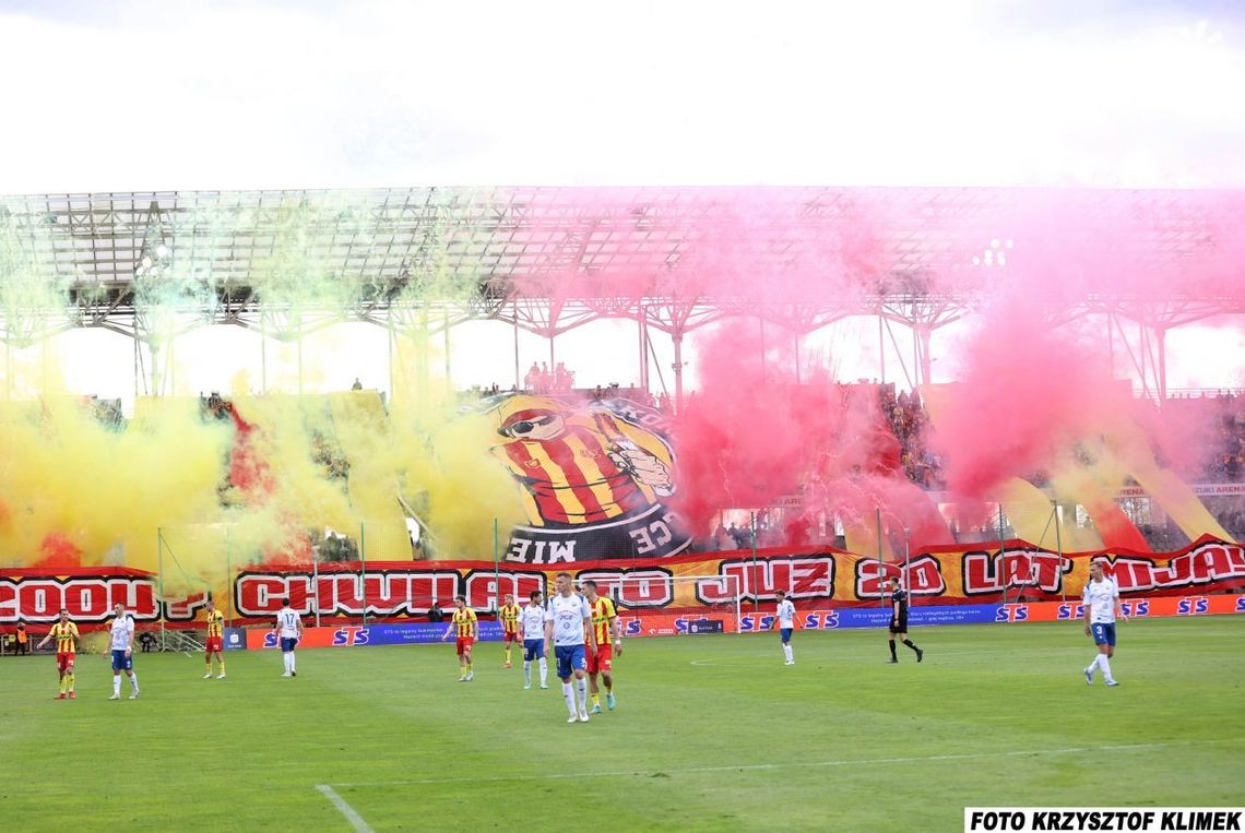 Korona vs Warta. O być albo nie być w Ekstraklasie Korona vs Warta. O być albo nie być w Ekstraklasie