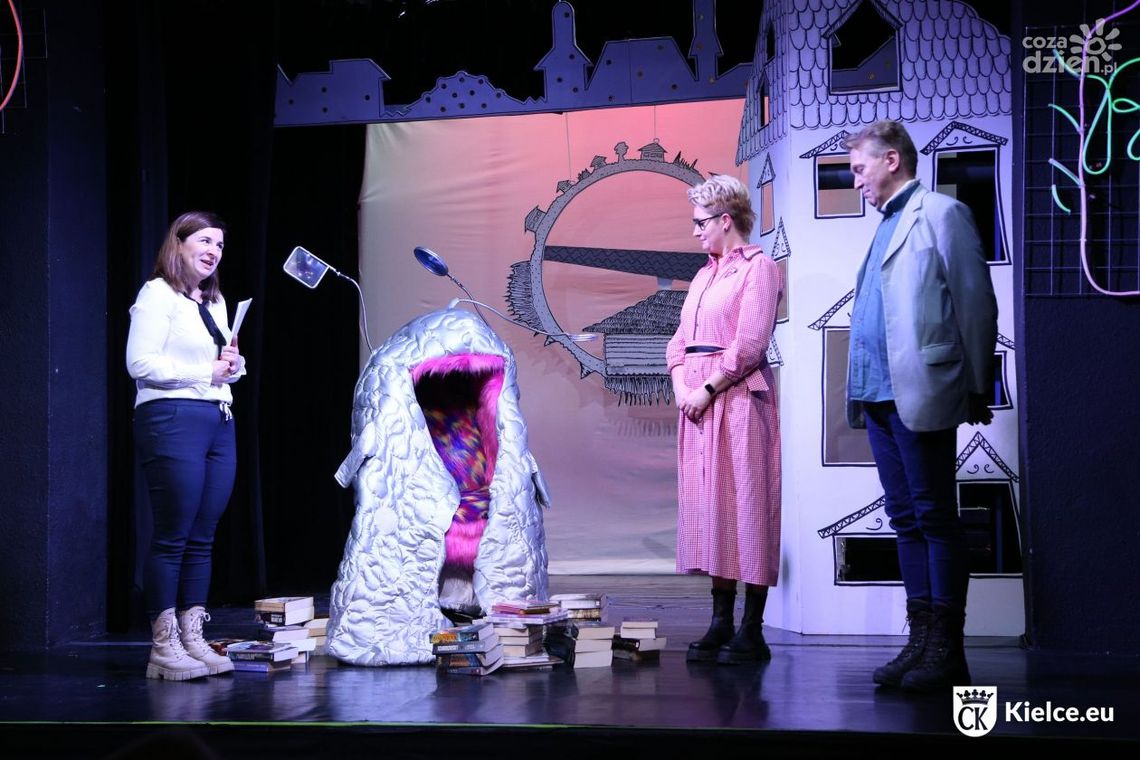 Kosmiczny Fotel ma nowych właścicieli Kosmiczny Fotel ma nowych właścicieli