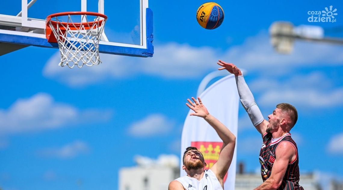 Koszykarze opanują kielecki rynek. Nie zabraknie atrakcji Koszykarze opanują kielecki rynek. Nie zabraknie atrakcji