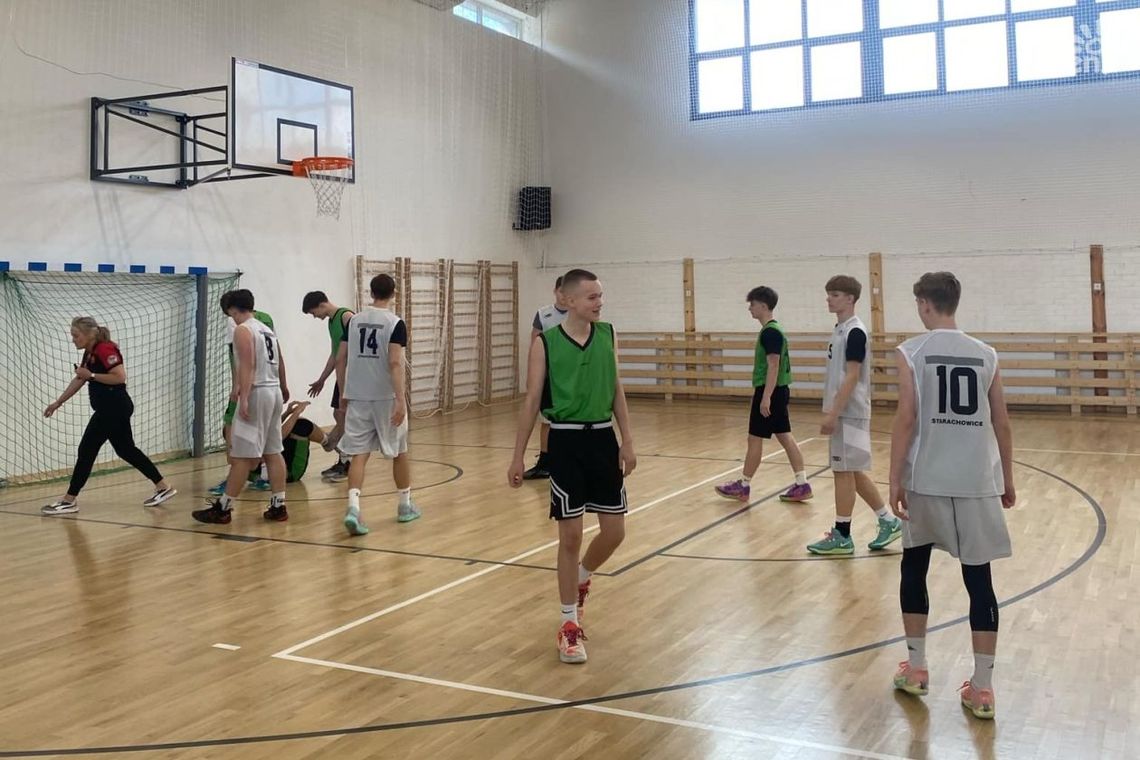 Koszykarze ze Starachowic z awansem do finału wojewódzkiego Koszykarze ze Starachowic z awansem do finału wojewódzkiego