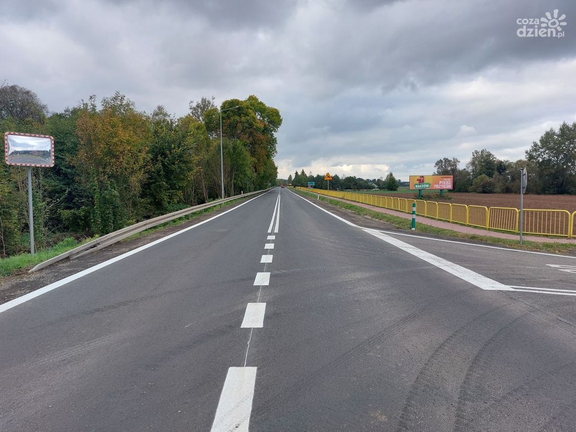 Krajowa "9-tka" w Nietulisku z nową nawierzchnią Krajowa "9-tka" w Nietulisku z nową nawierzchnią