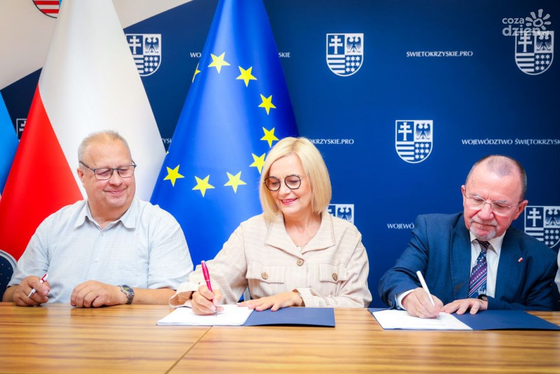 Krasocin z unijnym wsparciem na rozbudowę Punktu Selektywnej Zbiórki Odpadów Krasocin z unijnym wsparciem na rozbudowę Punktu Selektywnej Zbiórki Odpadów