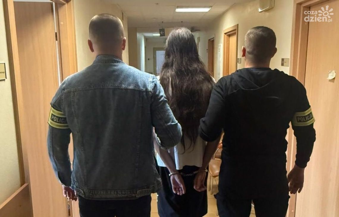 Kręcił się przy placach zabaw. W domu miał nielegalne materiały z udziałem dzieci Kręcił się przy placach zabaw. W domu miał nielegalne materiały z udziałem dzieci