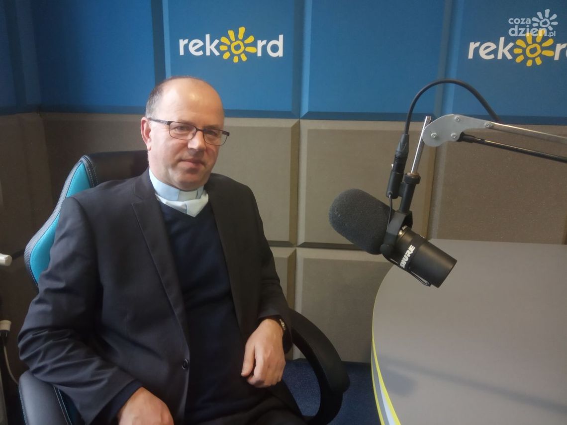 ks. Jan Sarwa: Święto Trzech Króli jest jednym z najstarszych świąt kościelnych
