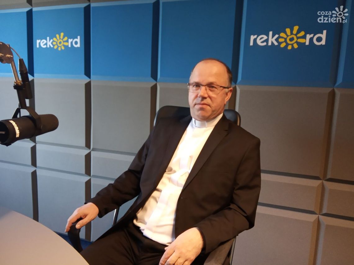 Ks. Jan Sarwa: Triduum Paschalne to szczególny czas dla katolików Ks. Jan Sarwa: Triduum Paschalne to szczególny czas dla katolików