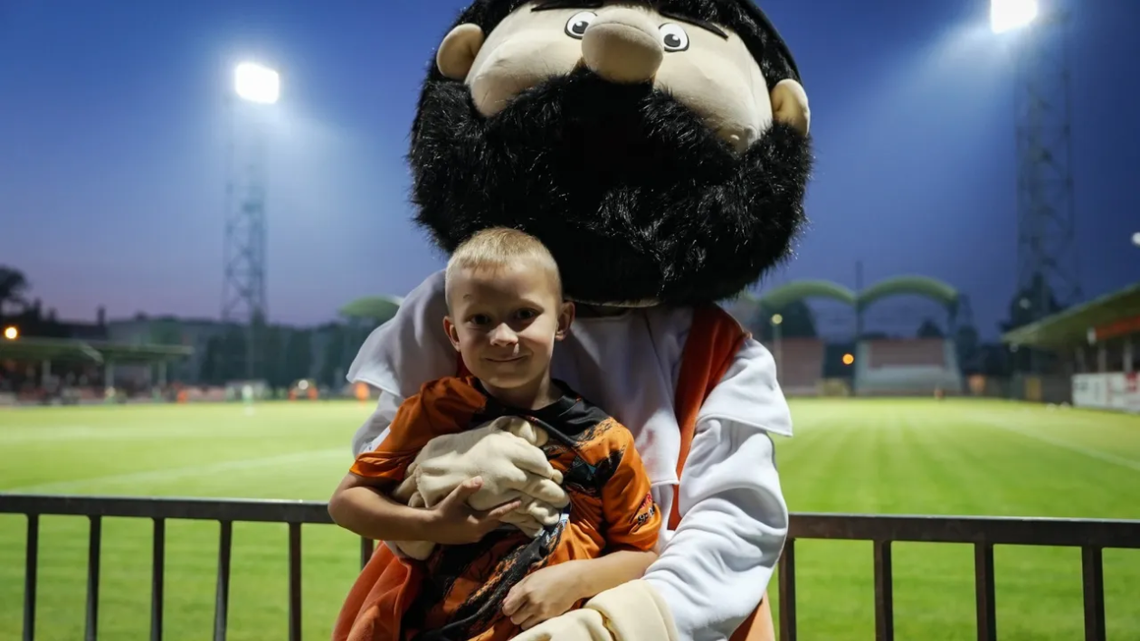 KSZO 1929 Ostrowiec startuje z akcją „Szkolny Zestaw Kibica” KSZO 1929 Ostrowiec startuje z akcją „Szkolny Zestaw Kibica”