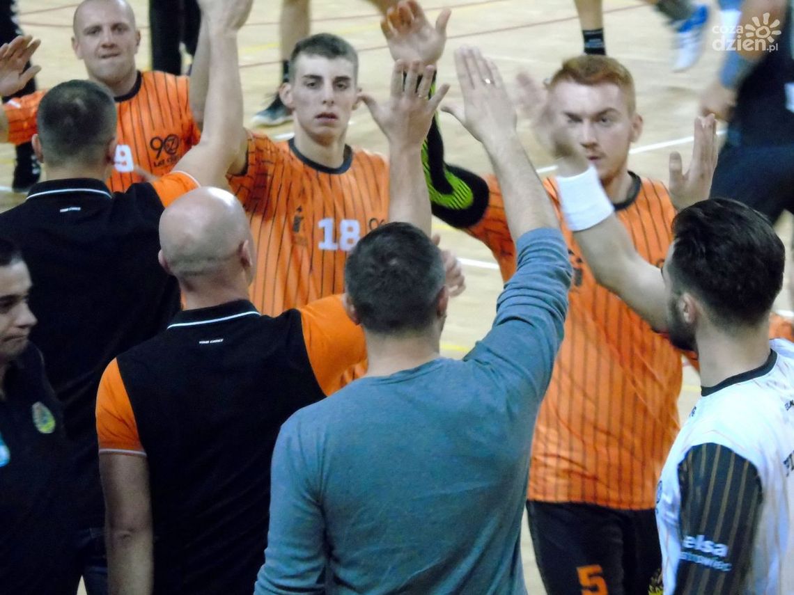 KSZO ODLEWNIA przegrywa - Tarnów za silny KSZO ODLEWNIA przegrywa - Tarnów za silny