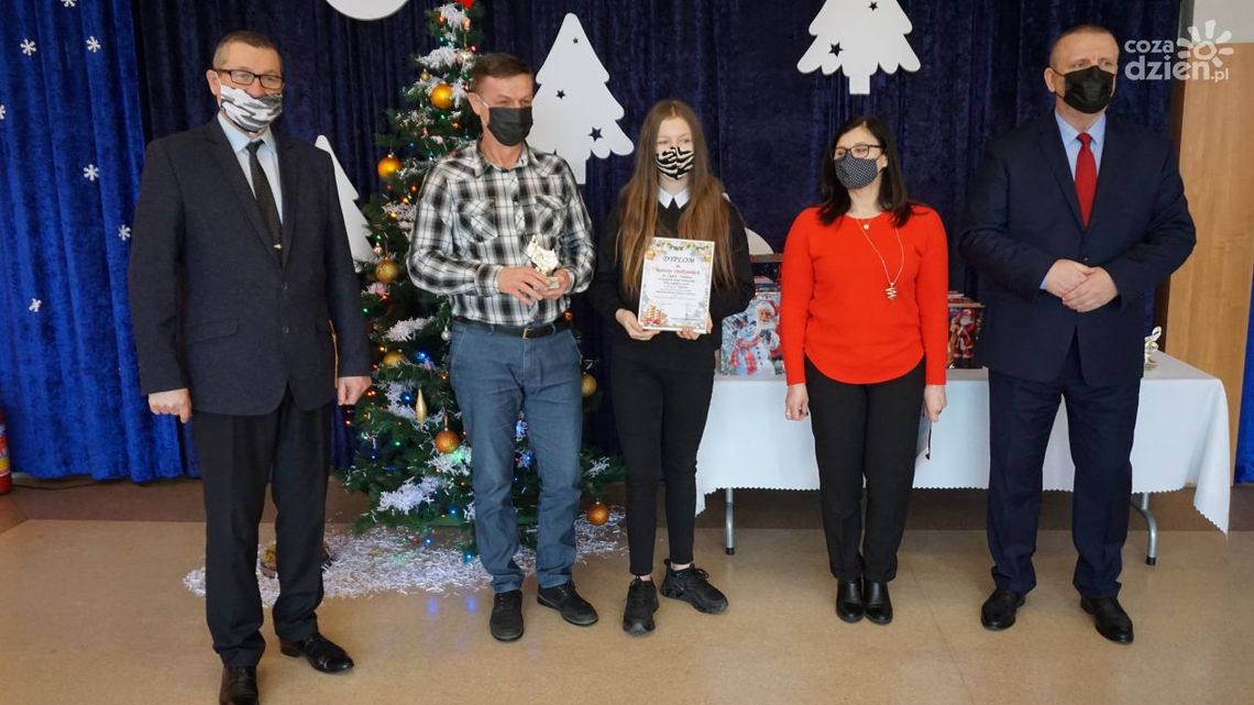 Kunów. Konkurs kolęd i pastorałek on-line, czyli podtrzymanie tradycji w czasie pandemii Kunów. Konkurs kolęd i pastorałek on-line, czyli podtrzymanie tradycji w czasie pandemii