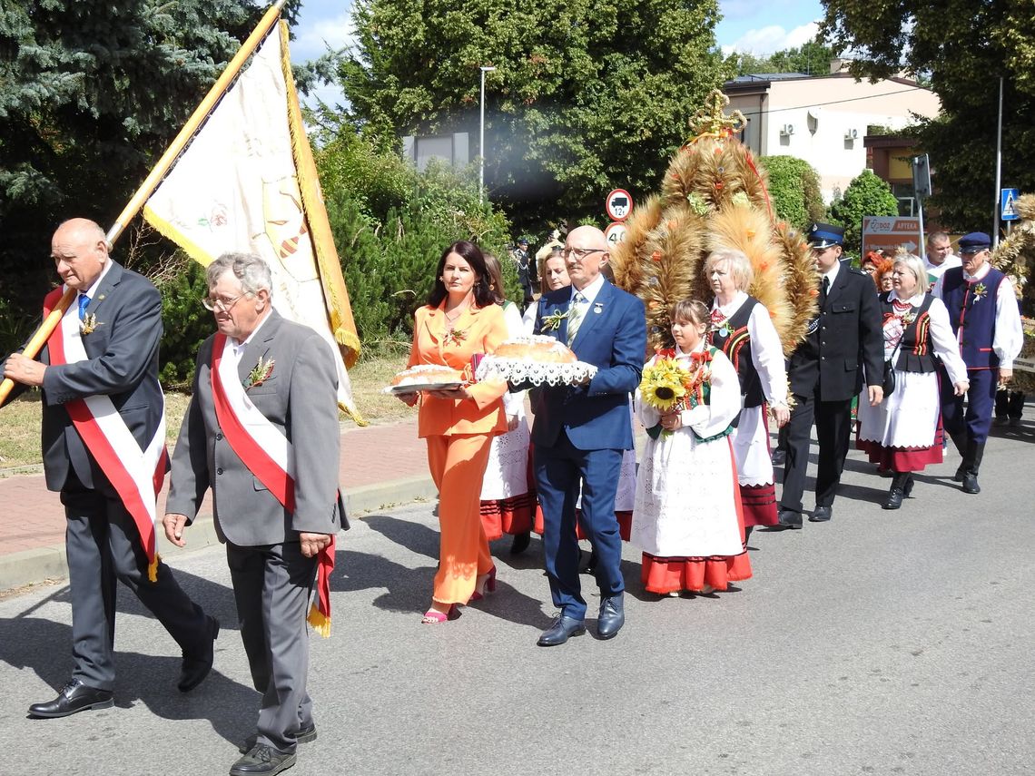 Kunów zaprasza na dożynki. To będzie niedziela pełna tradycji i muzyki Kunów zaprasza na dożynki. To będzie niedziela pełna tradycji i muzyki