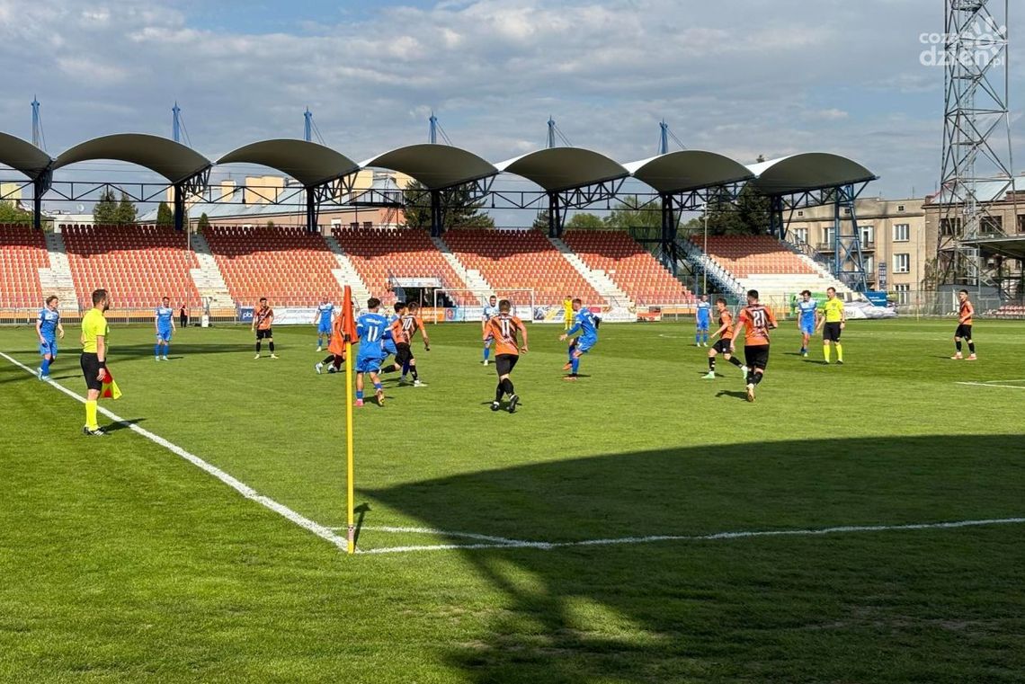 Kwiecień bez ligowej wygranej piłkarzy KSZO 1929