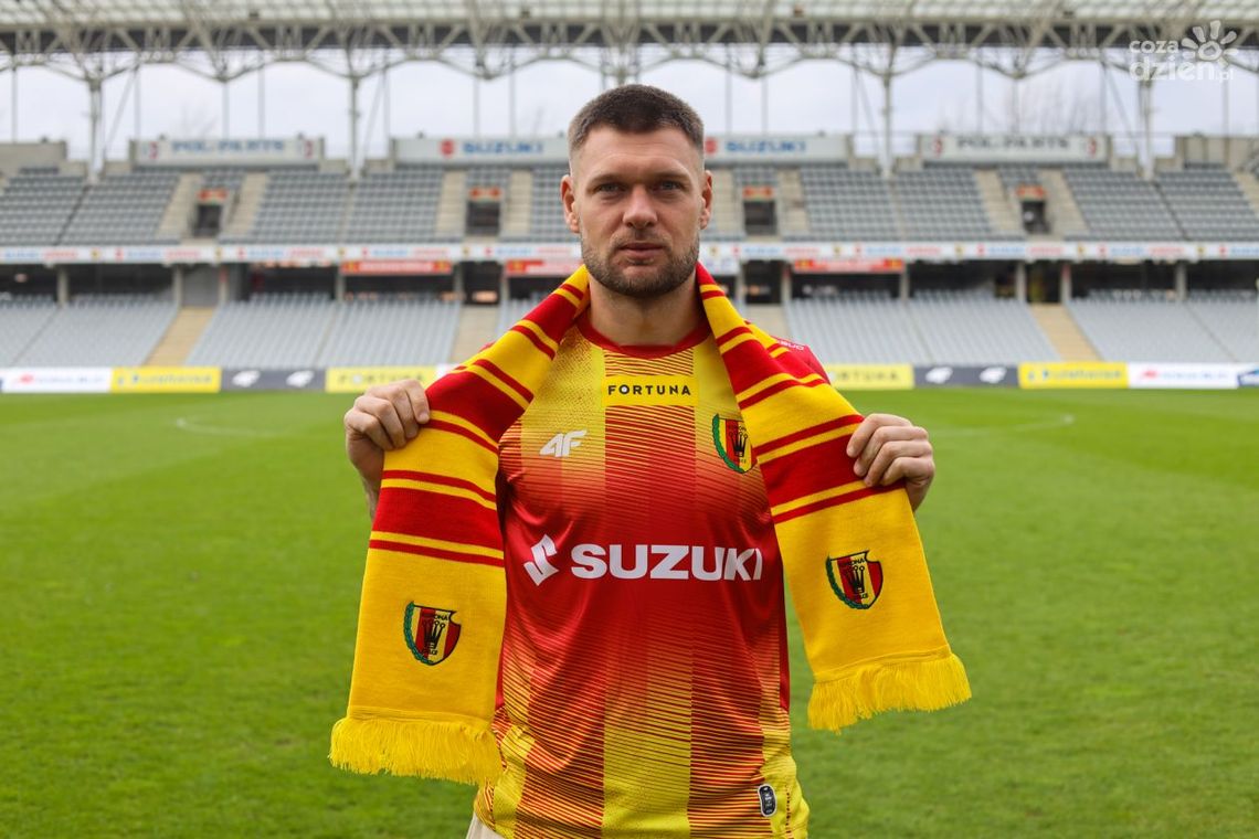 Kyryło Petrow wrócił po siedmiu latach. Ukrainiec ponownie piłkarzem Korony Kyryło Petrow wrócił po siedmiu latach. Ukrainiec ponownie piłkarzem Korony