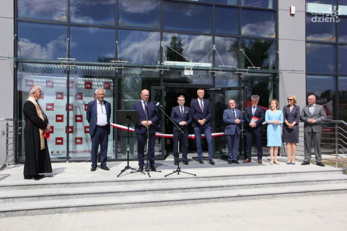 Laboratoria za 80 mln zł otwarte! Laboratoria za 80 mln zł otwarte!