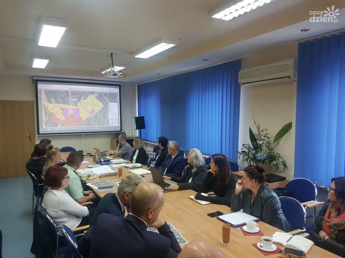 Łącznik opatowski tematem Komisji Oceny Projektów Inwestycyjnych Łącznik opatowski tematem Komisji Oceny Projektów Inwestycyjnych