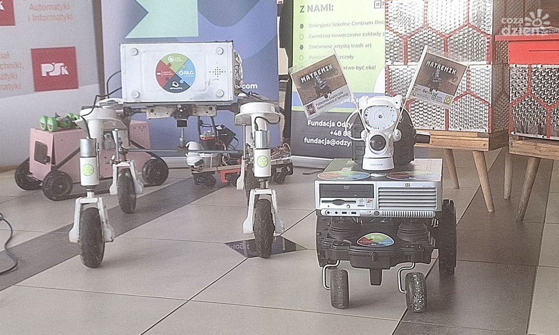 Łazik z elektrośmieci przestrogą dla innych Łazik z elektrośmieci przestrogą dla innych