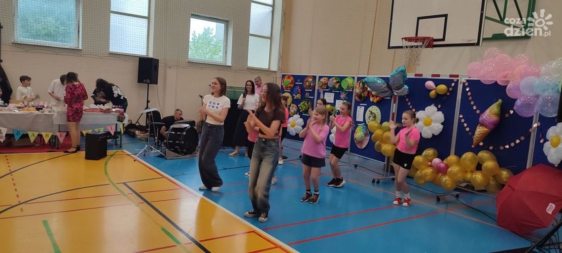 Lepszy Ja - Stawiam na siebie i swój rozwój - festyn w SP 11 w Kielcach Lepszy Ja - Stawiam na siebie i swój rozwój - festyn w SP 11 w Kielcach