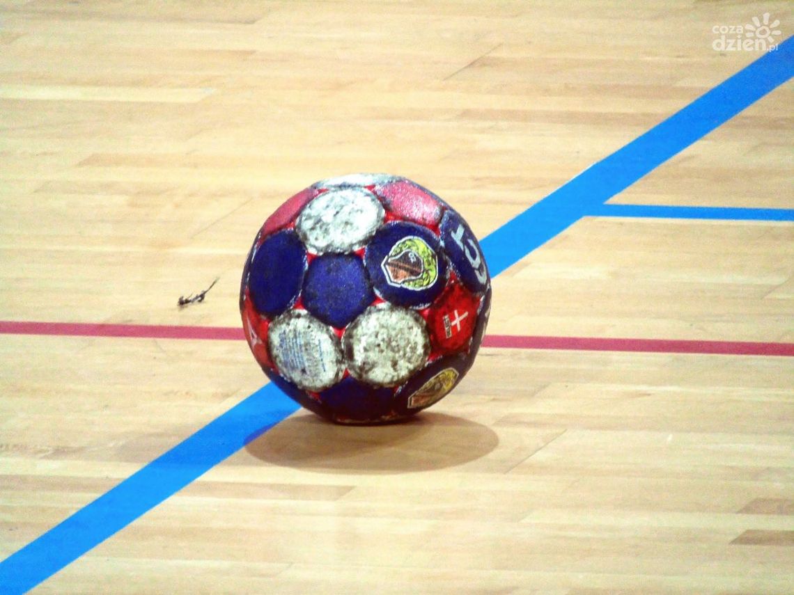 Lider pokazał klasę - wysoka porażka KSZO Odlewnia