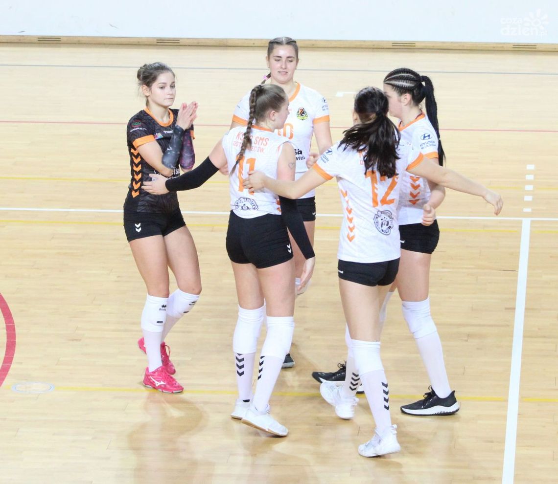 Lider zbyt mocny dla KSZO SMS