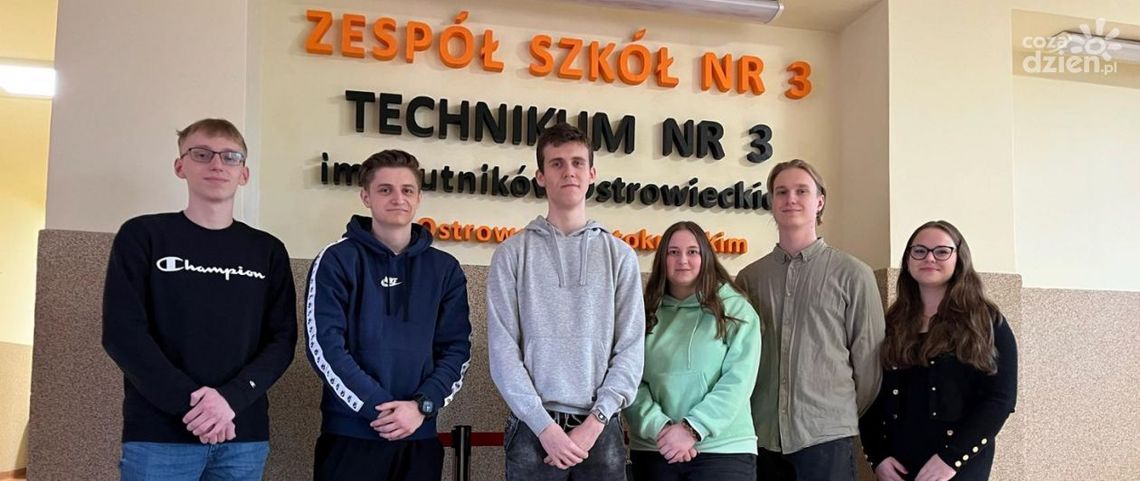 Logistycy z ostrowieckiego technikum znowu w krajowej czołówce Logistycy z ostrowieckiego technikum znowu w krajowej czołówce