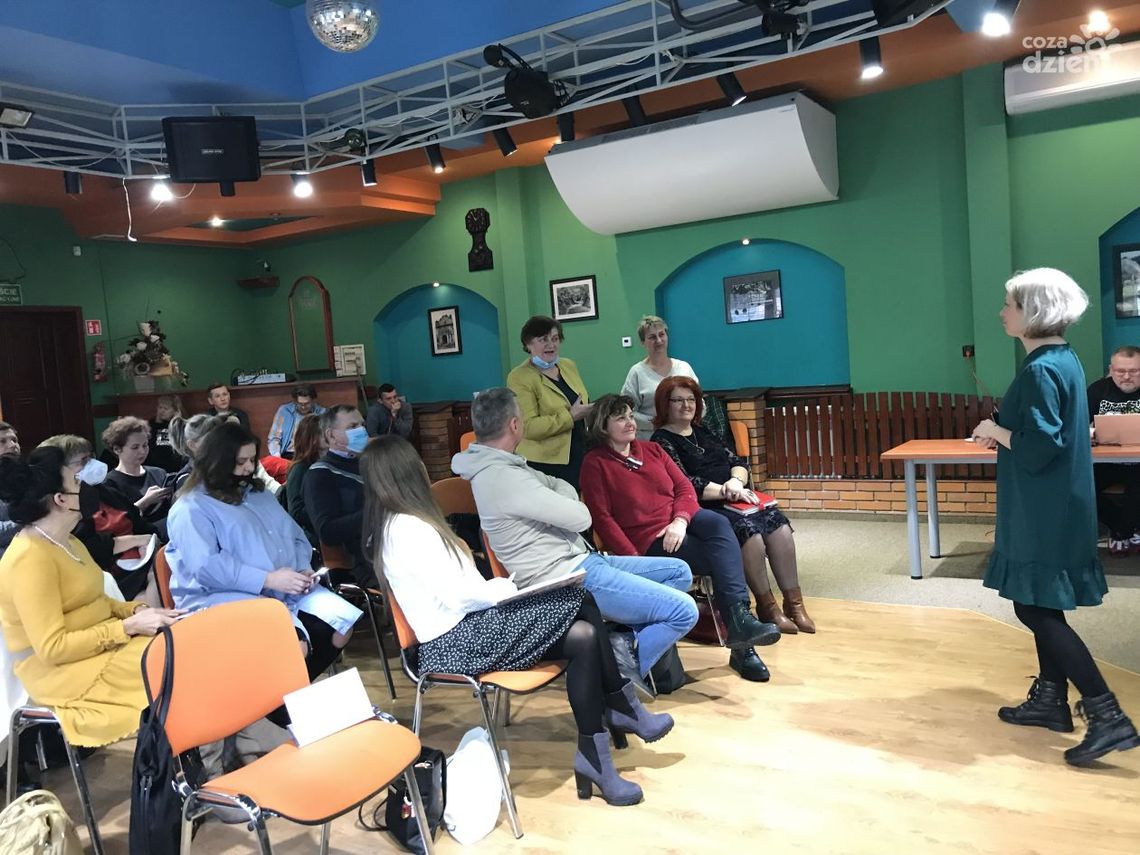 Lokalna Grupa Działania Krzemienny Krąg wybiera swoją markę Lokalna Grupa Działania Krzemienny Krąg wybiera swoją markę