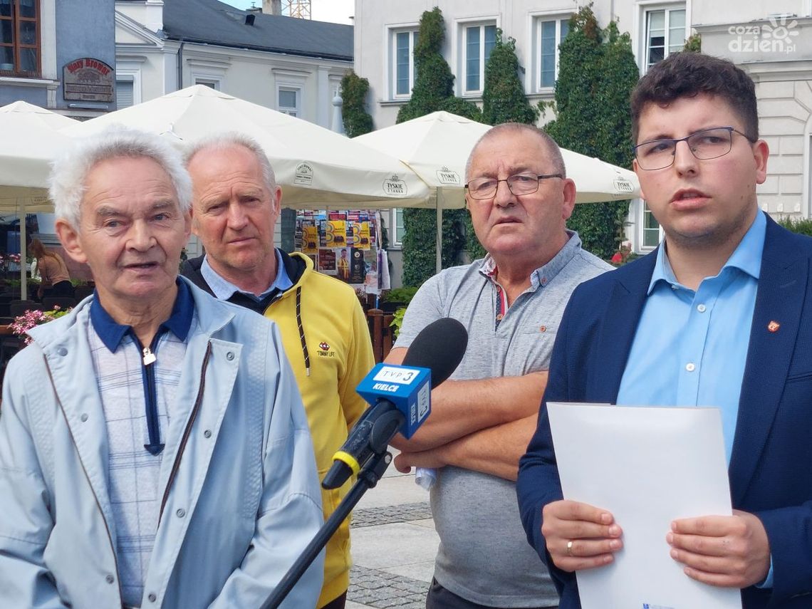 Ludzie chcą protestować, chcą się bić. Obwodnica dla mieszkańców Malikowa. Ludzie chcą protestować, chcą się bić. Obwodnica dla mieszkańców Malikowa.