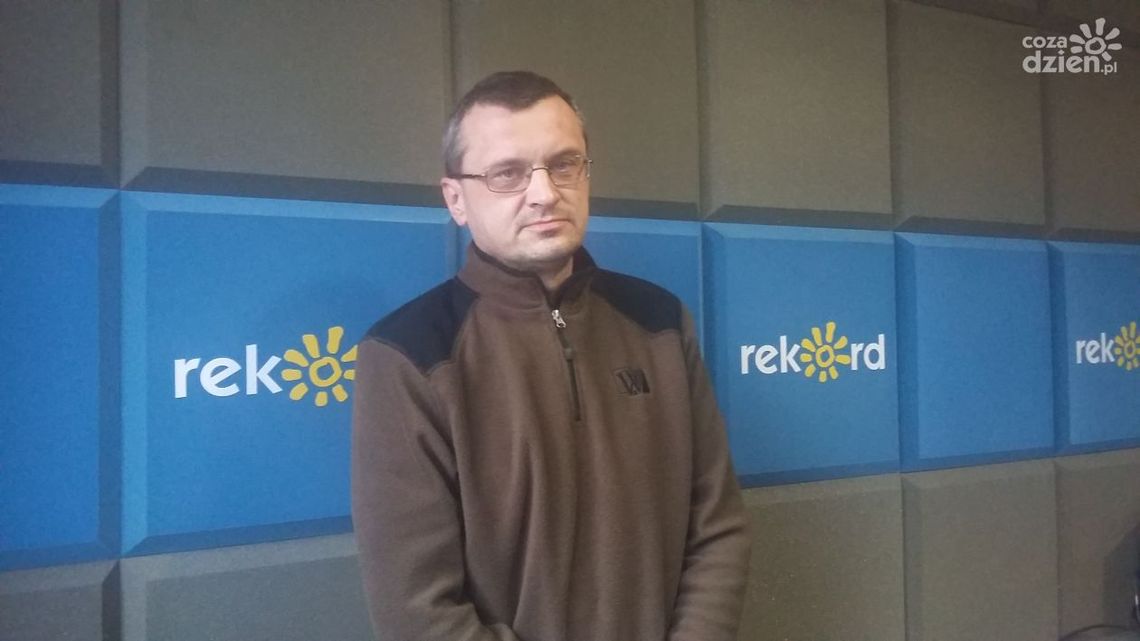 Łukasz Dziekan: Teraz to starostwo sprawuje nadzór nad gospodarką leśną w lasach prywatnych
Łukasz Dziekan: Teraz to starostwo sprawuje nadzór nad gospodarką leśną w lasach prywatnych