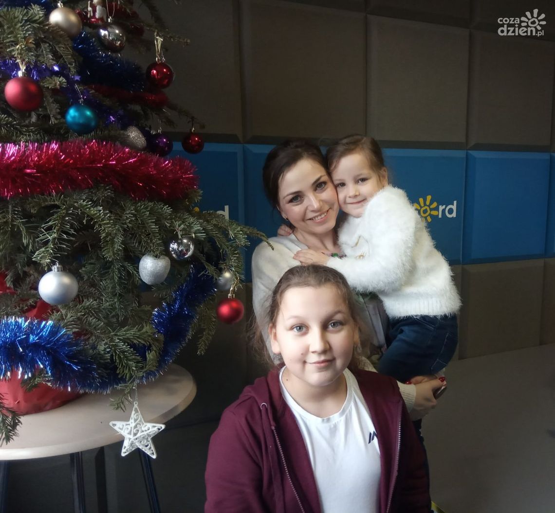 Magdalena, Zosia i Kasia Majewskie: Ferie w pandemii nie muszą być trudne, ważne by spędzić je razem ! Magdalena, Zosia i Kasia Majewskie: Ferie w pandemii nie muszą być trudne, ważne by spędzić je razem !