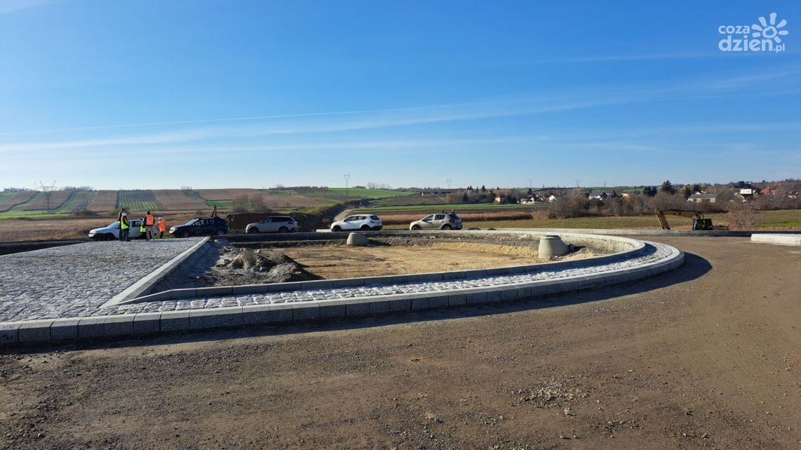 Mała obwodnica Ostrowca na półmetku Mała obwodnica Ostrowca na półmetku