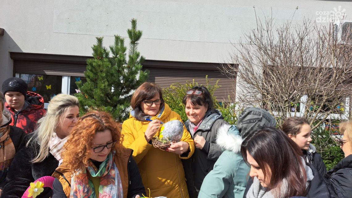 Malowali pisanki, zdobili koszyczki i korowali wielkanocne zające 
