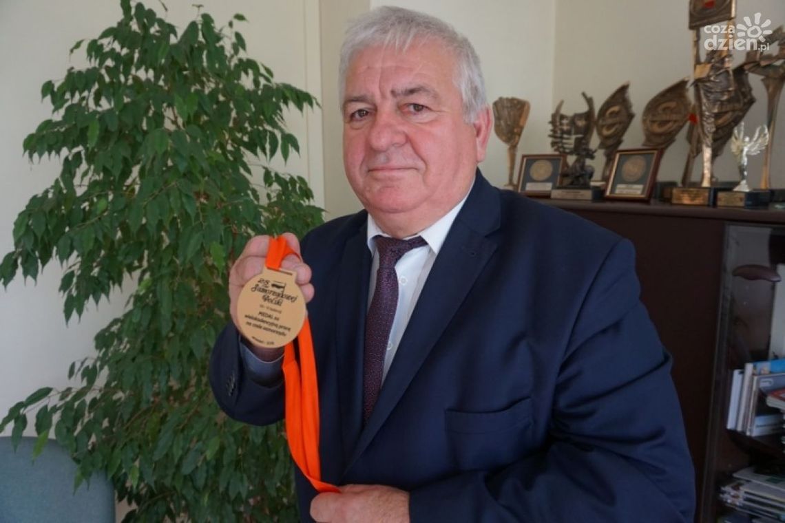 MARCIN MAJCHER burmistrzem na medal MARCIN MAJCHER burmistrzem na medal
