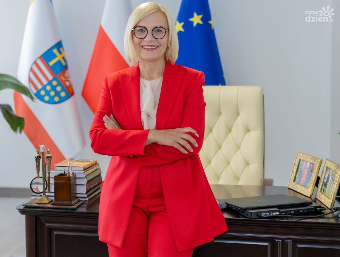 Marszałek Renata Janik odpowiada w sprawie unijnej dotacji