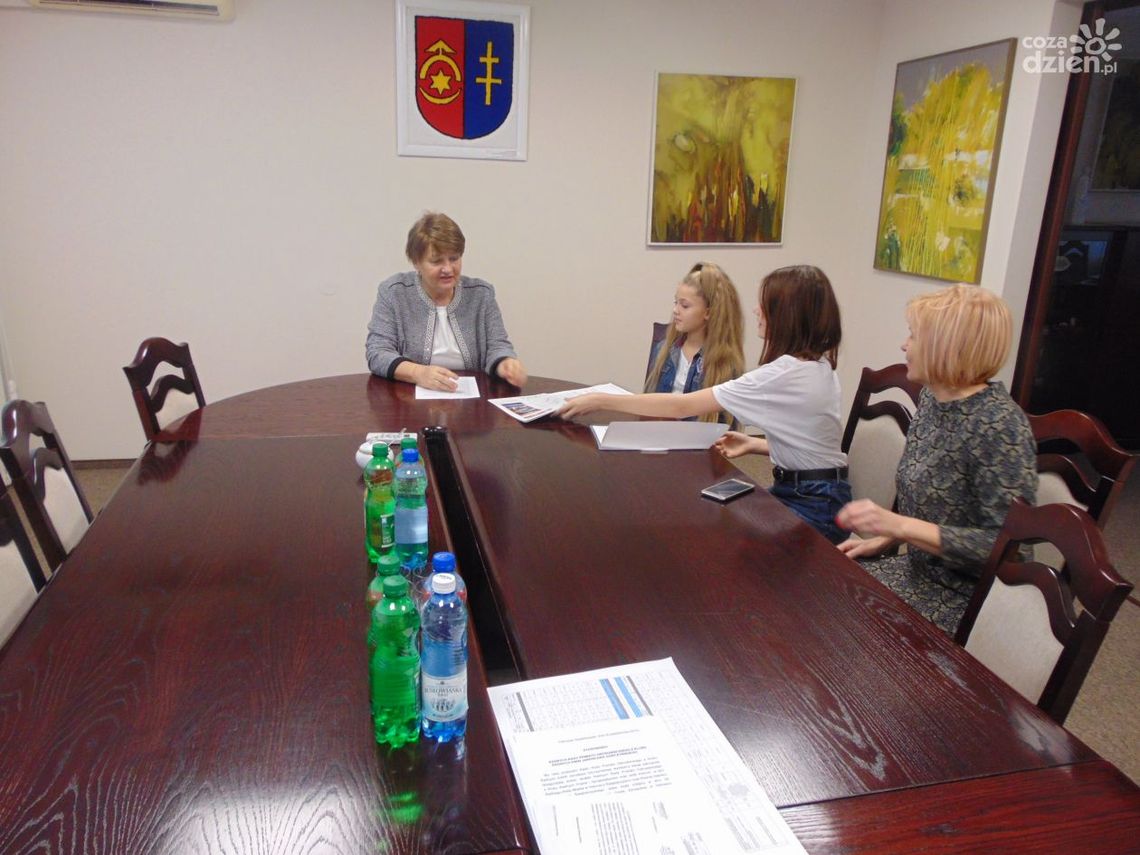 Marzena Dębniak w ogniu pytań młodych dziennikarek Marzena Dębniak w ogniu pytań młodych dziennikarek