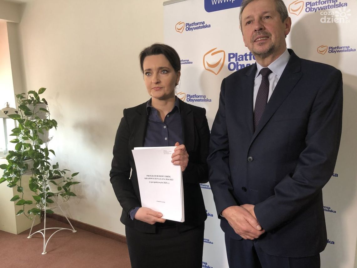 Marzena Okła-Drewnowicz: posłowie PiS kłamią Marzena Okła-Drewnowicz: posłowie PiS kłamią