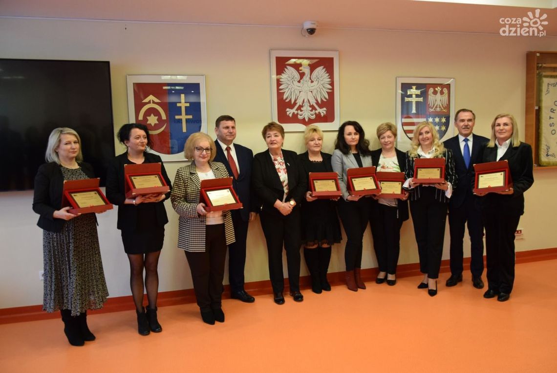 Medale dla pracowników ostrowieckiego PUP Medale dla pracowników ostrowieckiego PUP