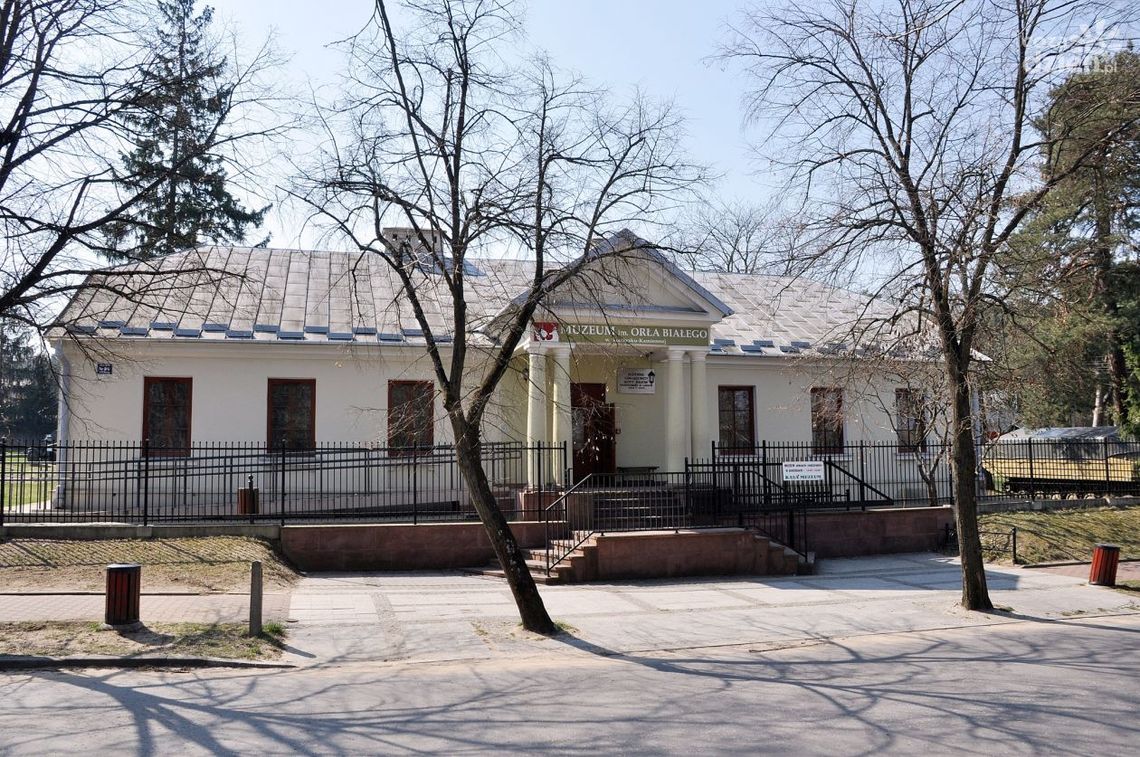 "Miasto na szlaku". Spacerkiem po Skarżysku Kamiennej "Miasto na szlaku". Spacerkiem po Skarżysku Kamiennej