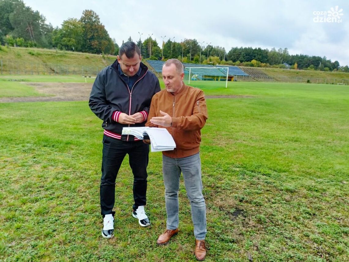 "Miasto na szlaku". Spacerkiem po Skarżysku Kamiennej "Miasto na szlaku". Spacerkiem po Skarżysku Kamiennej