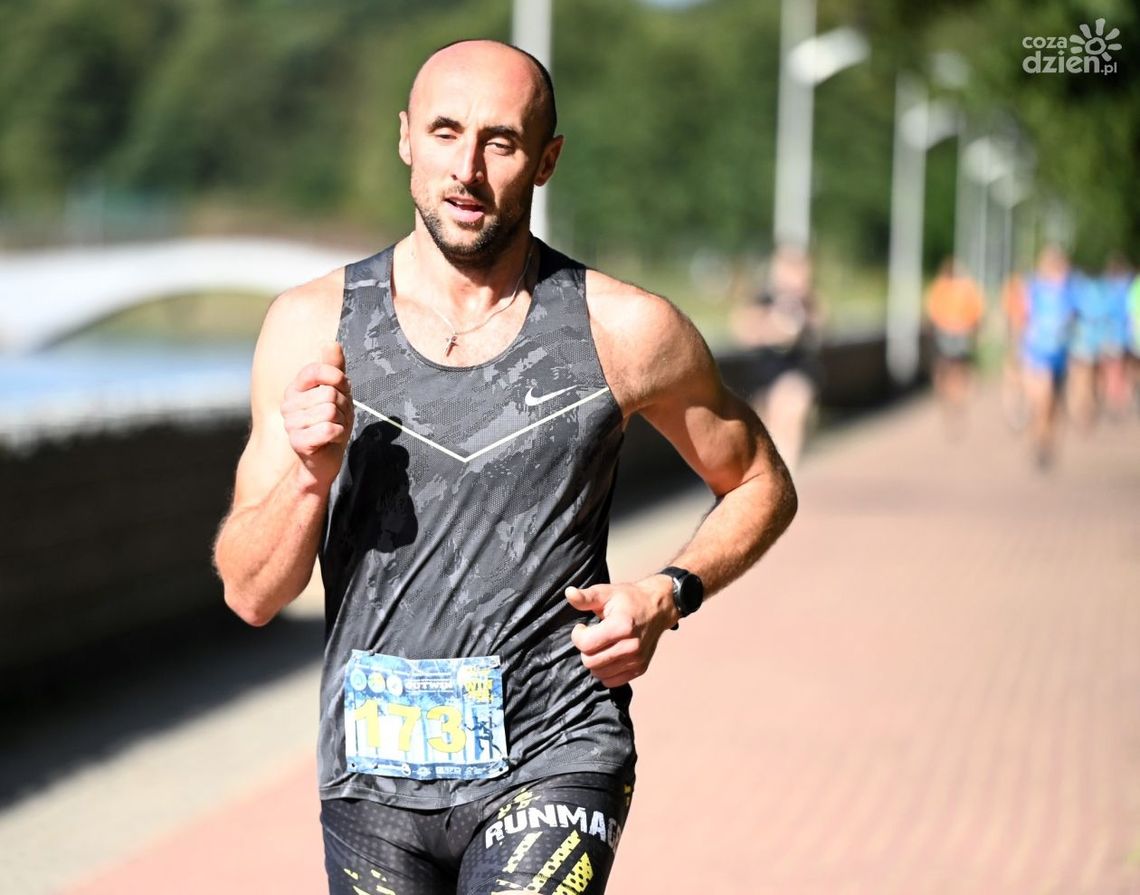 Michał Jagieło i Marzena Niewójt liderami XII MosirGutwinRun 2024 po 5. rundach! Michał Jagieło i Marzena Niewójt liderami XII MosirGutwinRun 2024 po 5. rundach!