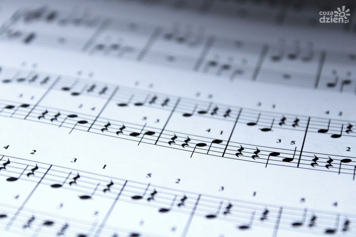 Międzynarodowy Dzień Muzyki w Dawnym Pałacu Biskupów Krakowskich w Kielcach Międzynarodowy Dzień Muzyki w Dawnym Pałacu Biskupów Krakowskich w Kielcach