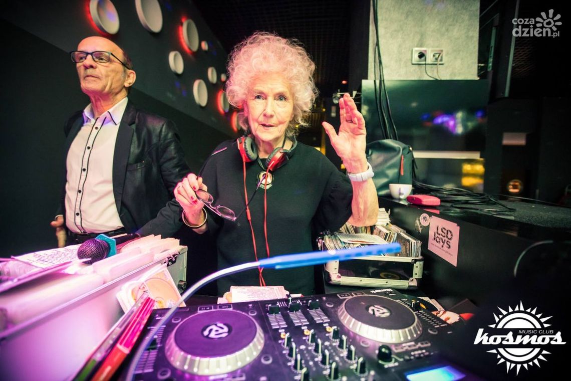 Międzypokoleniowe potańcówki z DJ Wiką w Kielcach