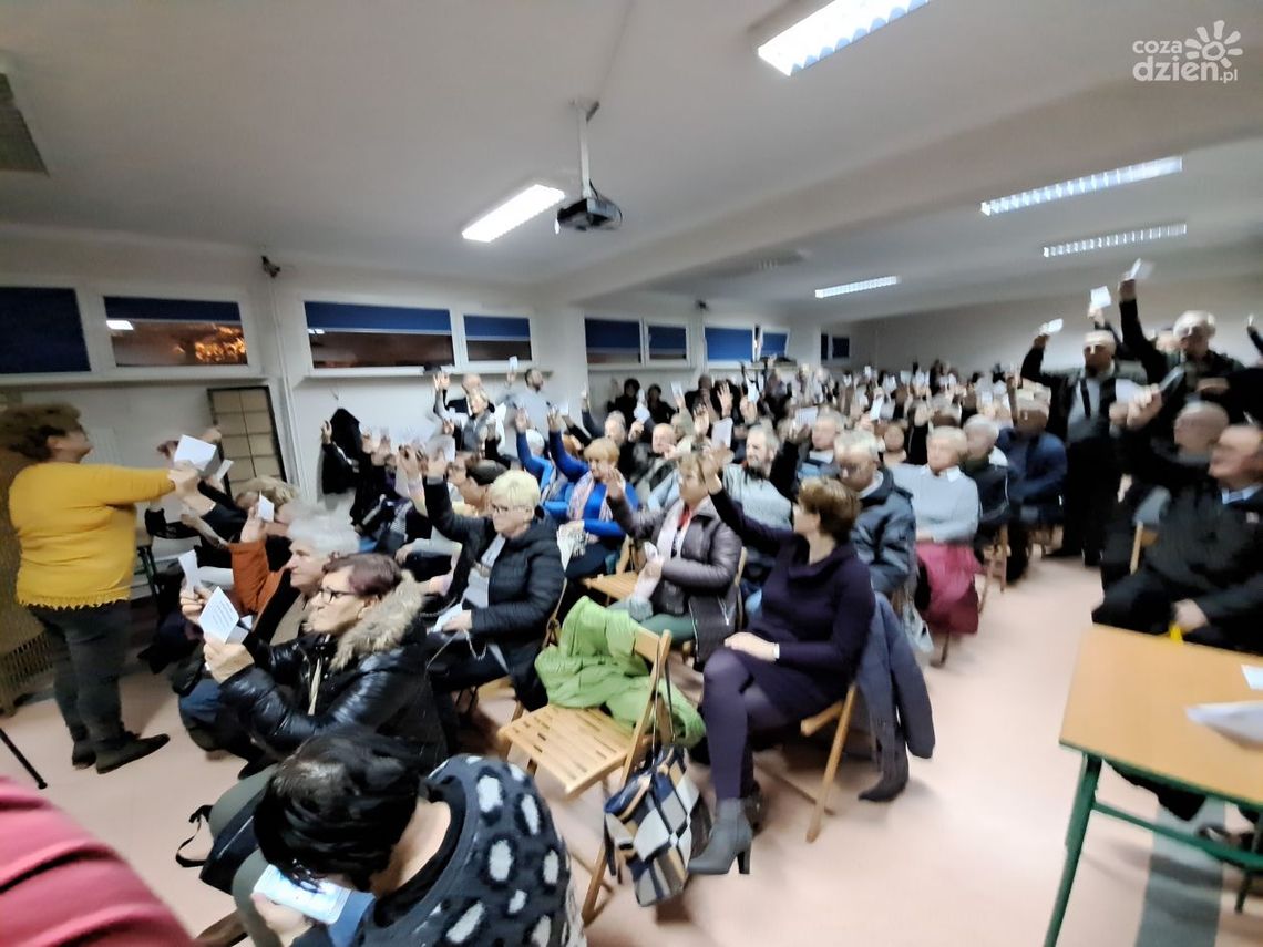 Mieszkańcy jednogłośnie za zmianą władzy w SM "Krzemionki" Mieszkańcy jednogłośnie za zmianą władzy w SM "Krzemionki"