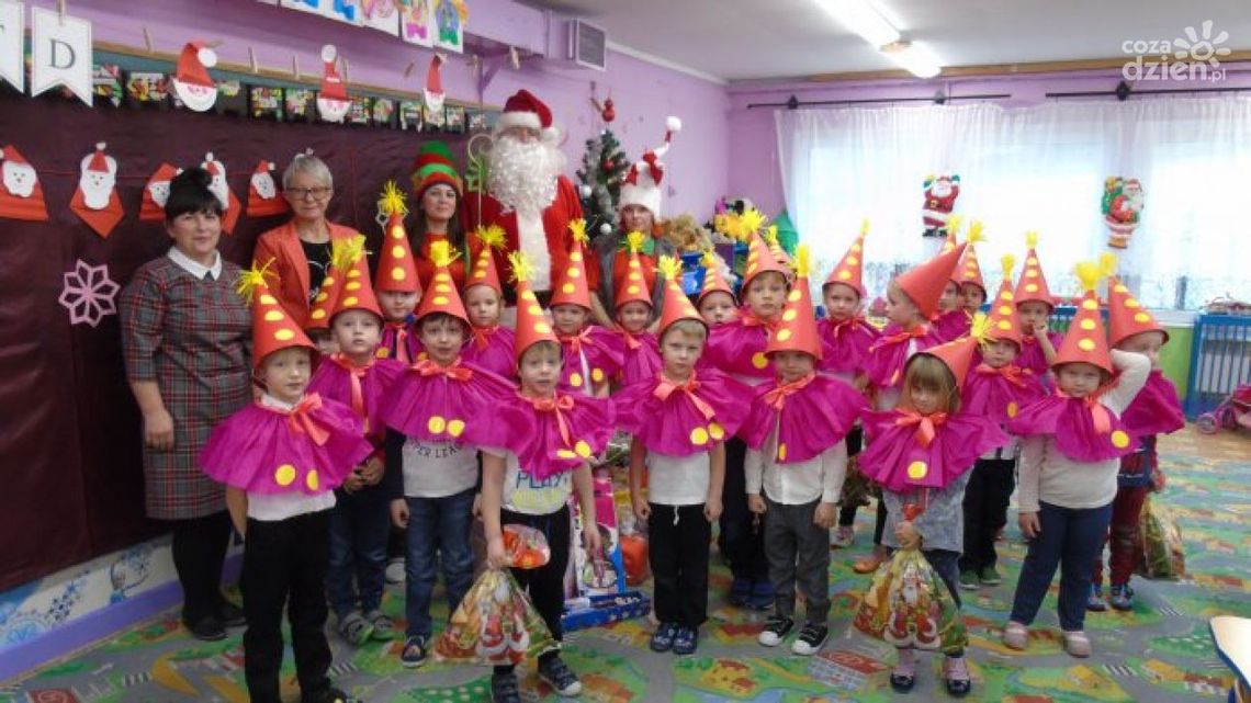 Mikołaj u przedszkolaków z Ćmielowa Mikołaj u przedszkolaków z Ćmielowa