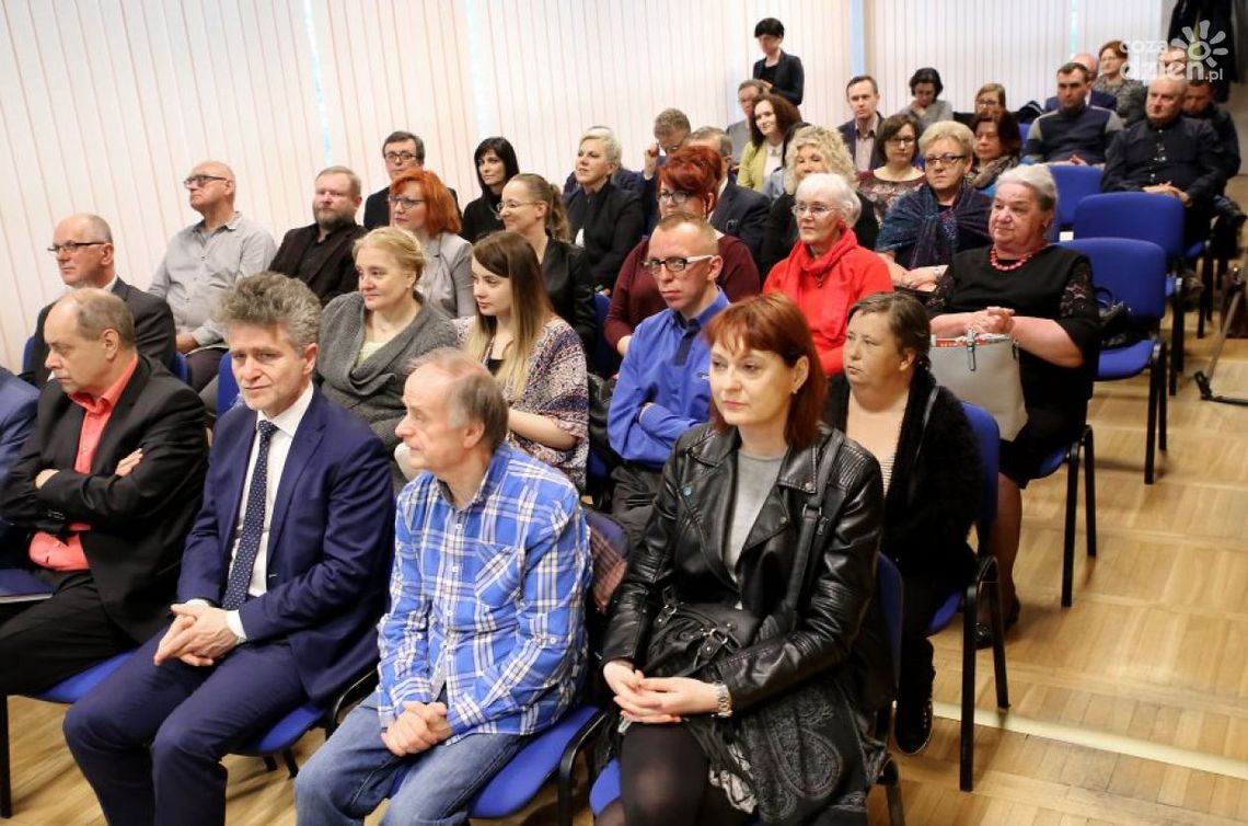 Miliony na wsparcie osób niepełnosprawnych Miliony na wsparcie osób niepełnosprawnych