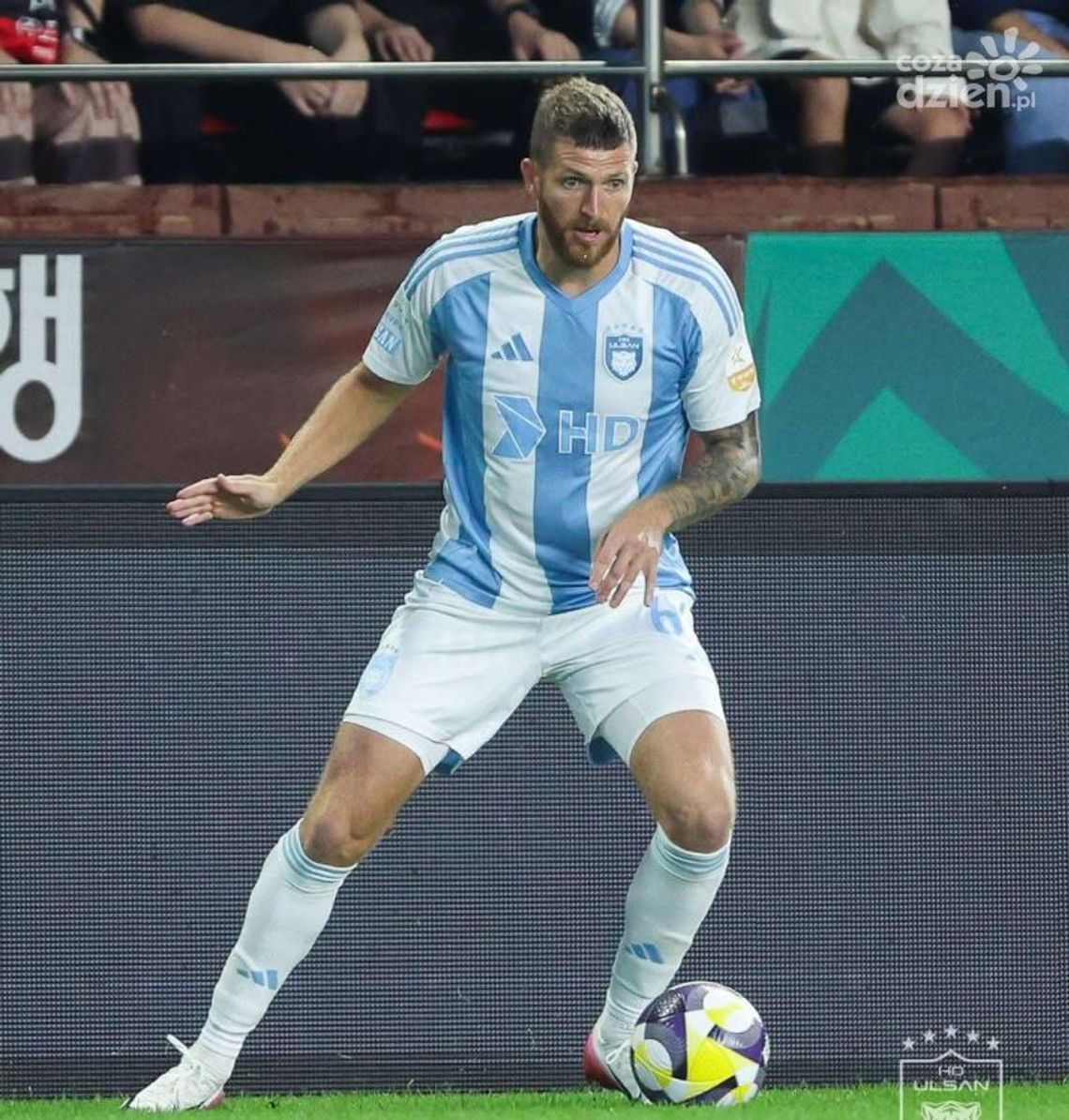 Miłosz Trojak zadebiutował w Azjatyckiej Lidze Mistrzów Miłosz Trojak zadebiutował w Azjatyckiej Lidze Mistrzów