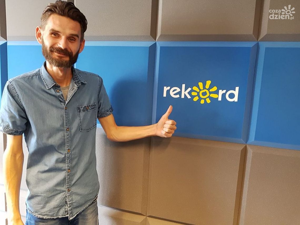 Młody PIETRUSZKA w młodym Ostrowcu Młody PIETRUSZKA w młodym Ostrowcu