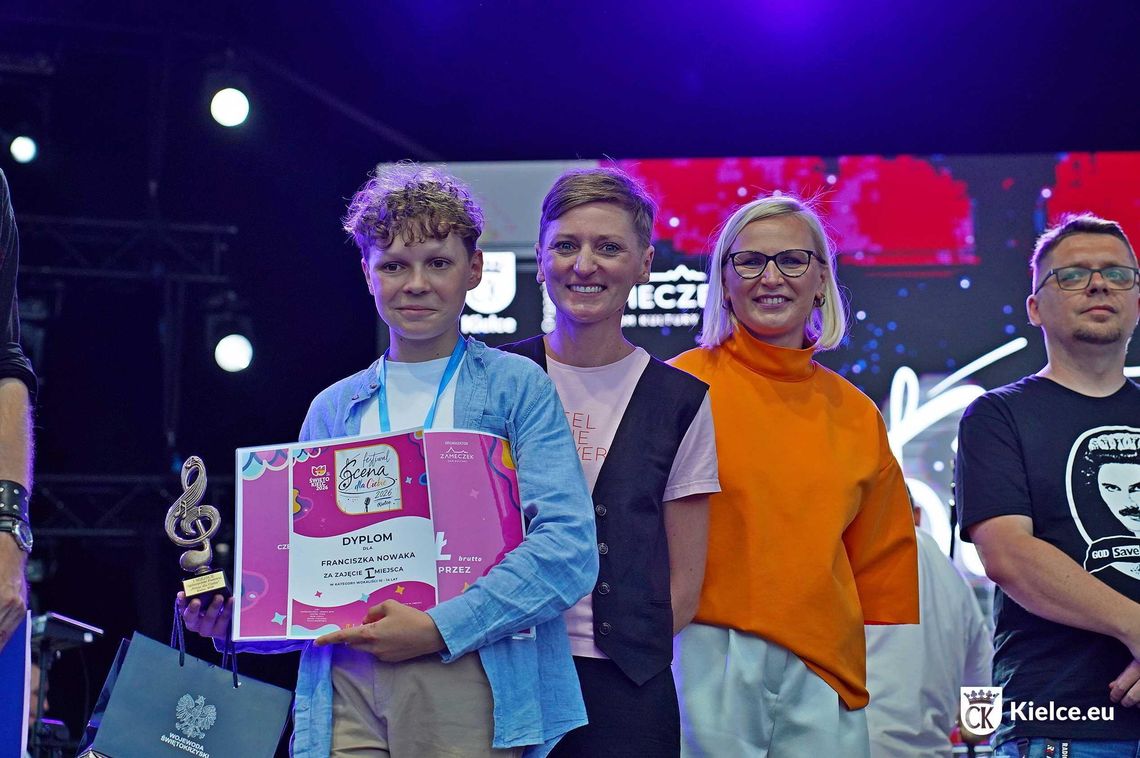 Młodzi artyści na kieleckim Rynku. Finał „Sceny dla Ciebie” podczas Święta Kielc 2026 Młodzi artyści na kieleckim Rynku. Finał „Sceny dla Ciebie” podczas Święta Kielc 2026