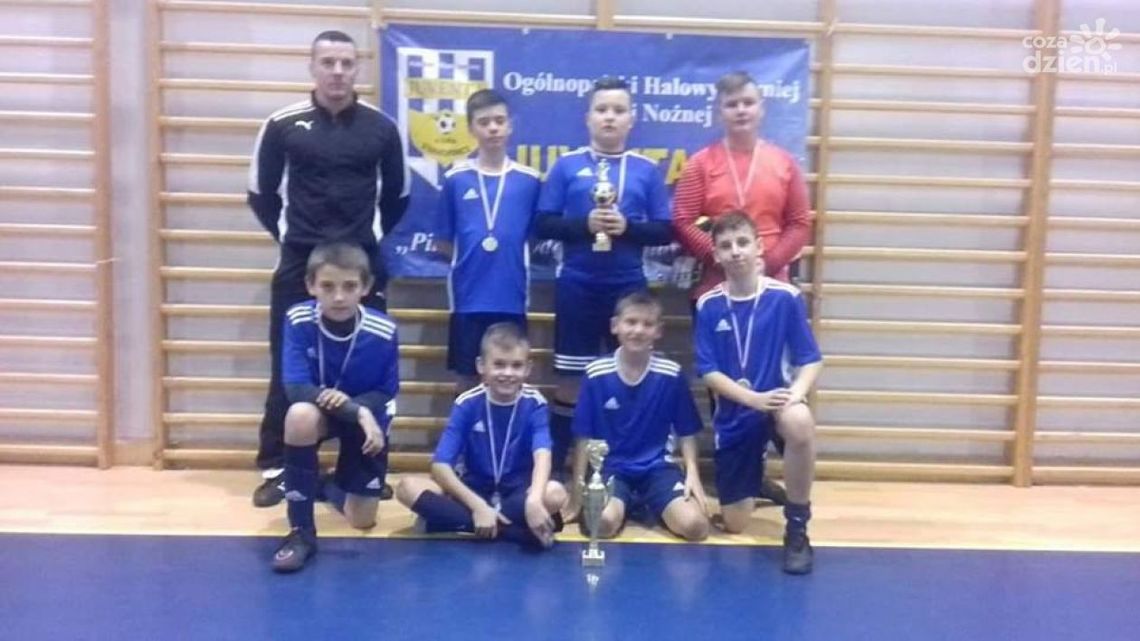 "Młodzi gniewni" z Ćmielowa walczyli w Starachowicach "Młodzi gniewni" z Ćmielowa walczyli w Starachowicach